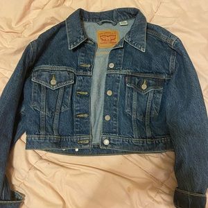 Levi’s Cropped Jean Jacket